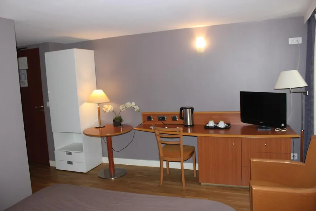 Hotel Metropolitain Paris 3*,  France